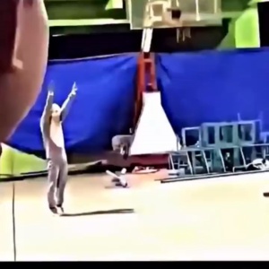 好一个精彩表演#哈哈哈哈笑死我