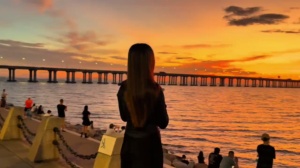 也许放弃 才能靠近你.#爱情青春